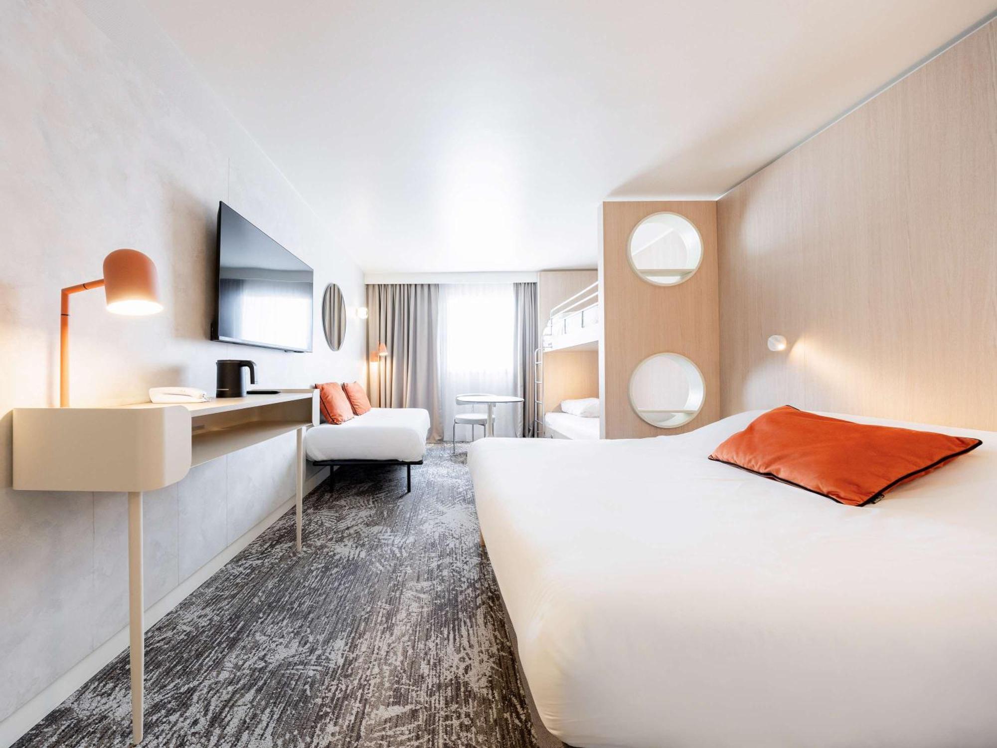 Novotel Paris 13 Porte D'Italie Le Kremlin-Bicetre Bagian luar foto