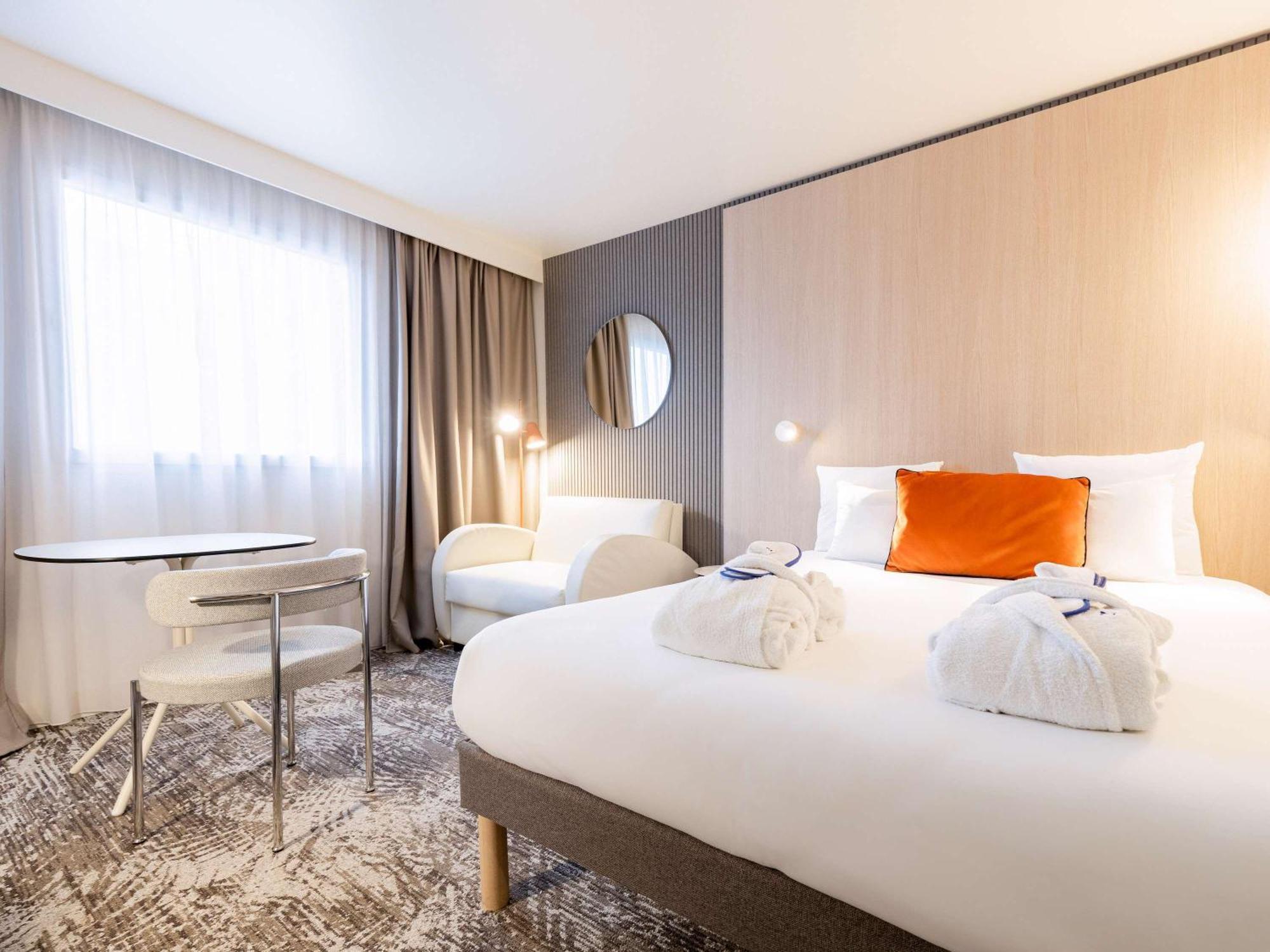 Novotel Paris 13 Porte D'Italie Le Kremlin-Bicetre Bagian luar foto